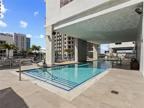 239 SW 9th Street Miami FL 33130