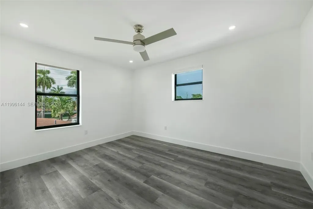 10370 SW 24th Street Miami FL 33165