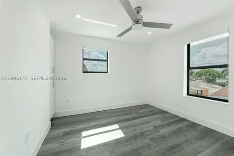 10370 SW 24th Street Miami FL 33165
