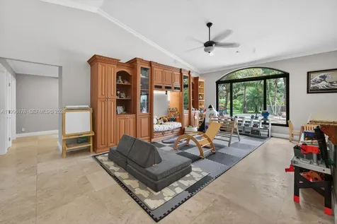 4120 SW 106th Terrace Davie FL 33328