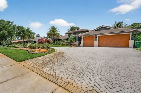 4120 SW 106th Terrace Davie FL 33328
