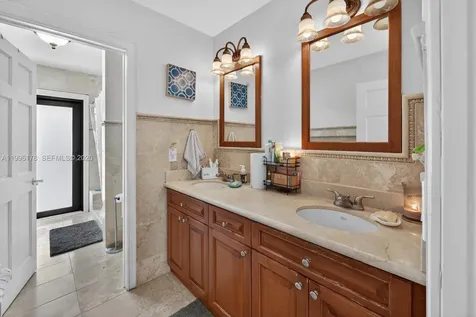 4120 SW 106th Terrace Davie FL 33328