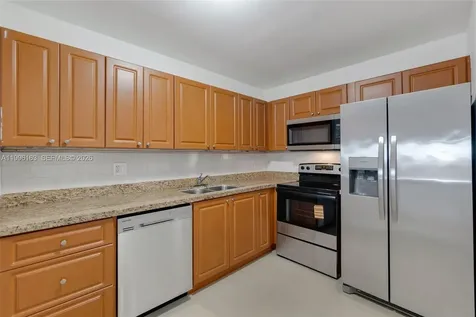 6130 W 19th Avenue Hialeah FL 33012