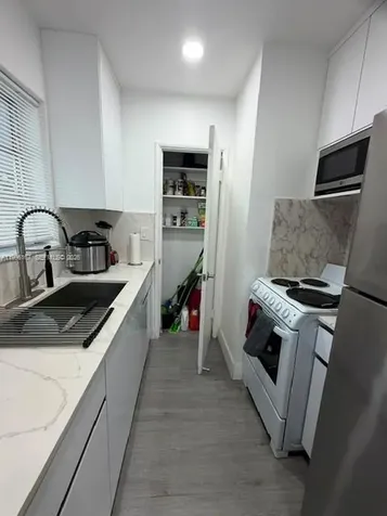 821 NE 6th Street Hallandale Beach FL 33009