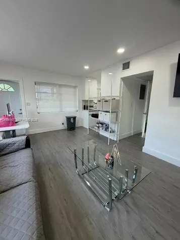 821 NE 6th Street Hallandale Beach FL 33009