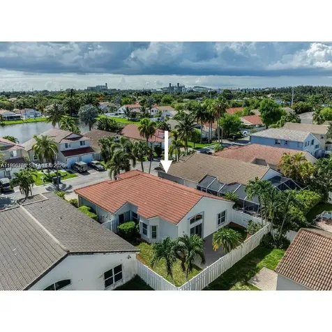 4938 SW 33rd Way Hollywood FL 33312