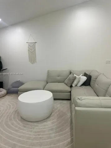 4938 SW 33rd Way Hollywood FL 33312
