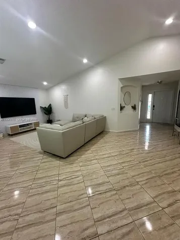 4938 SW 33rd Way Hollywood FL 33312