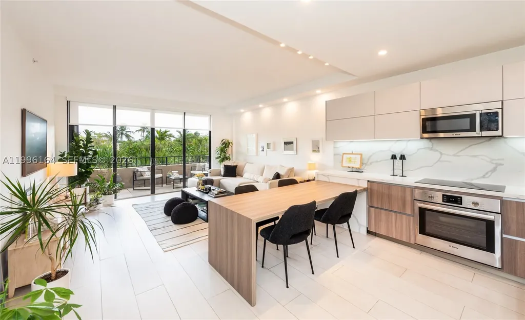 151 Crandon Boulevard Key Biscayne FL 33149