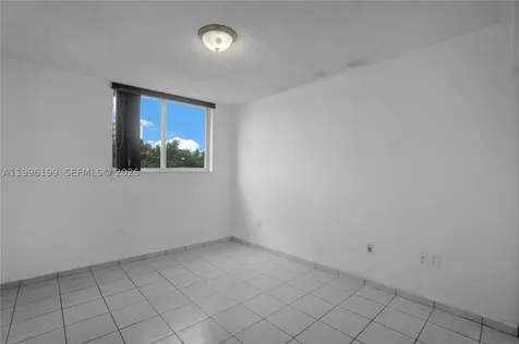 1688 West Avenue Miami Beach FL 33139