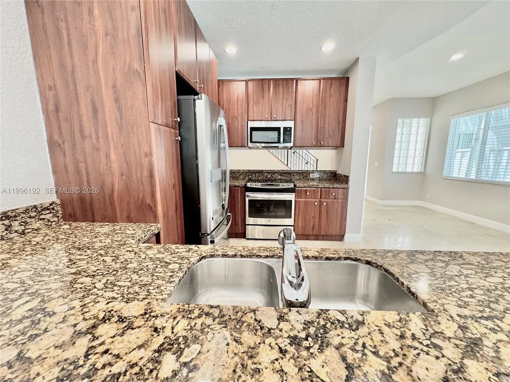504 SW 4th Avenue Fort Lauderdale FL 33315