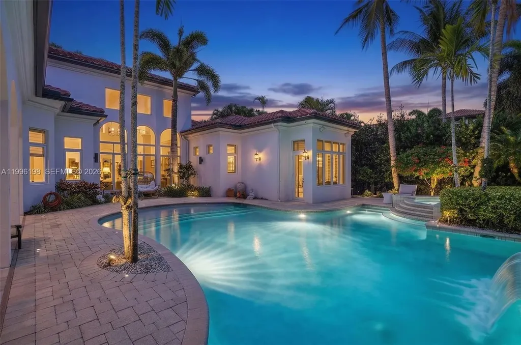 678 Hermitage Circle Palm Beach Gardens FL 33410