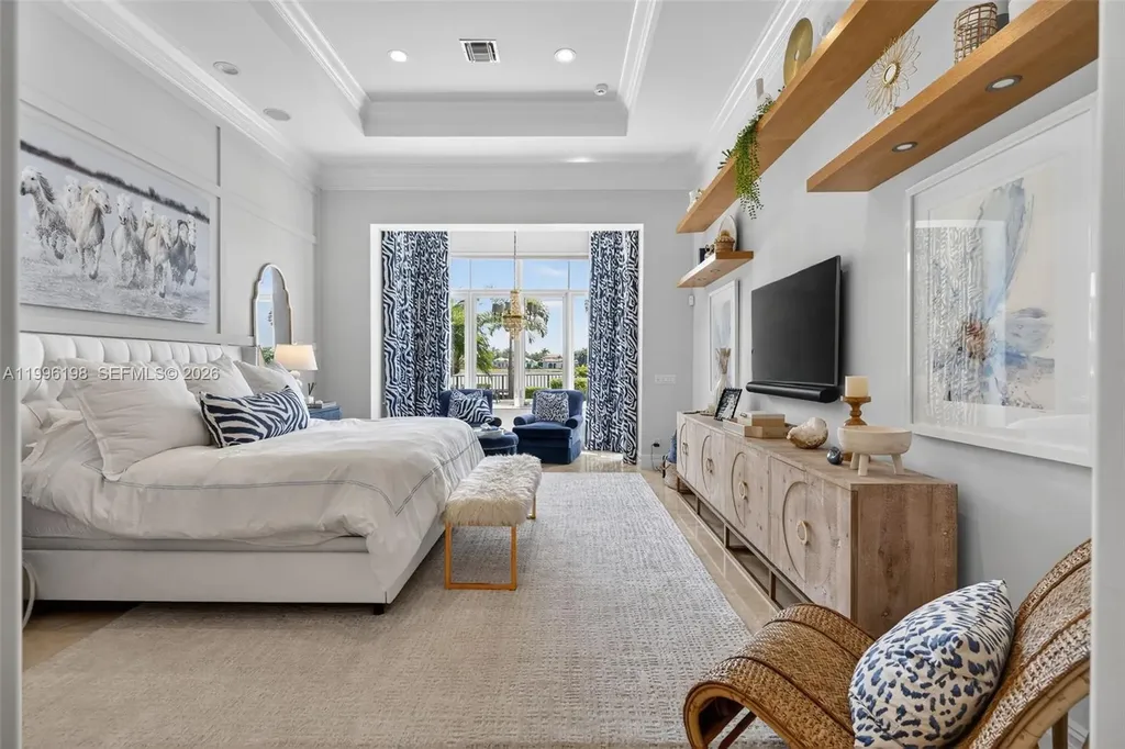 678 Hermitage Circle Palm Beach Gardens FL 33410