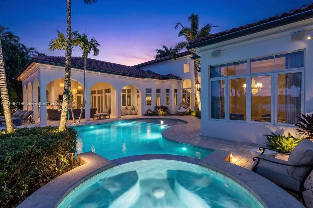 678 Hermitage Circle Palm Beach Gardens FL 33410