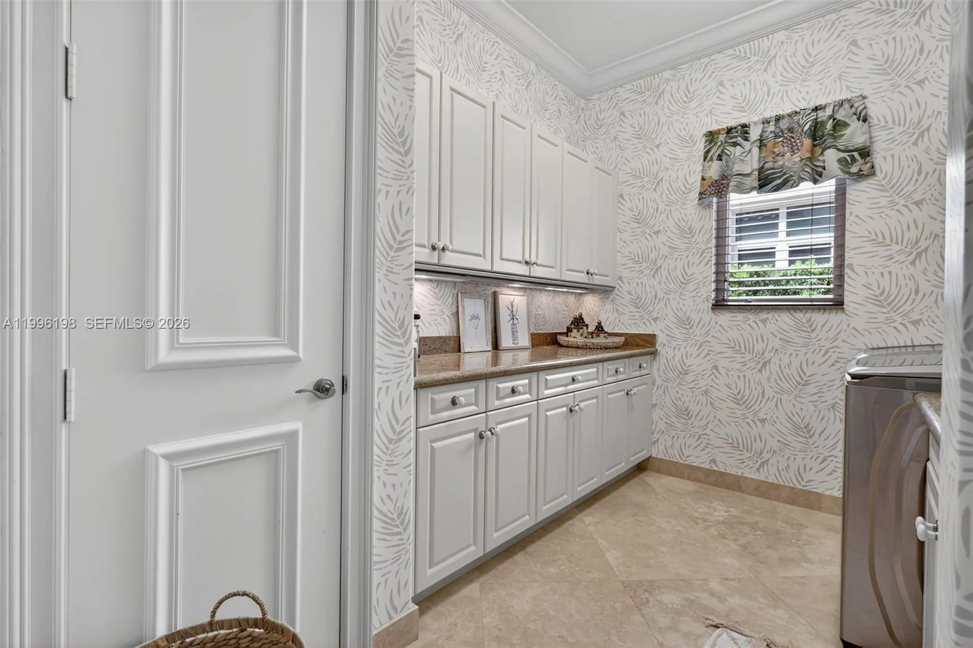 678 Hermitage Circle Palm Beach Gardens FL 33410