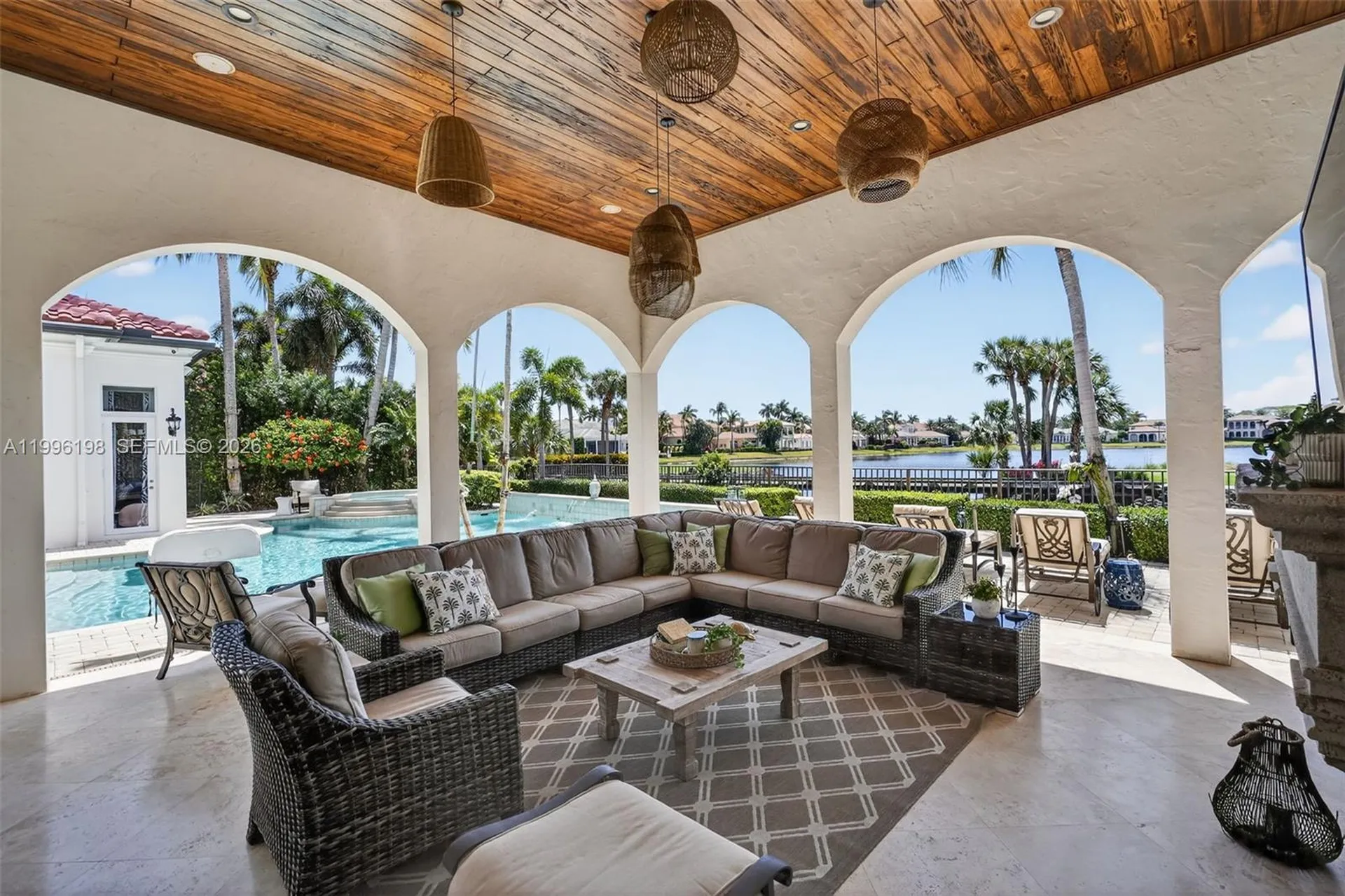 678 Hermitage Circle Palm Beach Gardens FL 33410