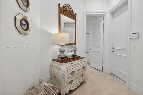 678 Hermitage Circle Palm Beach Gardens FL 33410