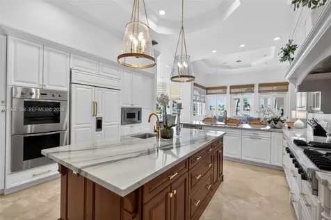678 Hermitage Circle Palm Beach Gardens FL 33410