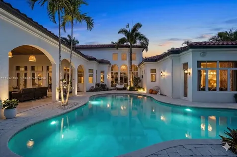 678 Hermitage Circle Palm Beach Gardens FL 33410
