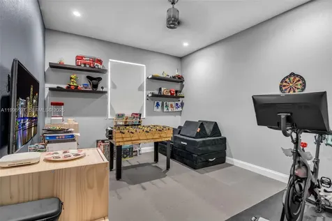 3446 W 90th Street Hialeah FL 33018