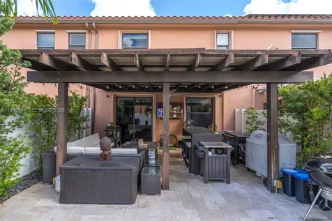 3446 W 90th Street Hialeah FL 33018