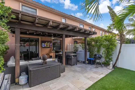 3446 W 90th Street Hialeah FL 33018