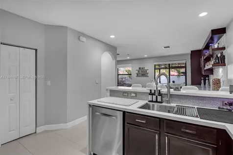 3446 W 90th Street Hialeah FL 33018