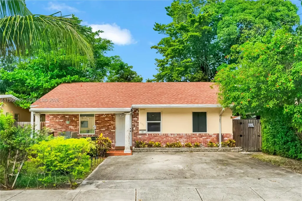 6133 SW 62nd Terrace South Miami FL 33143