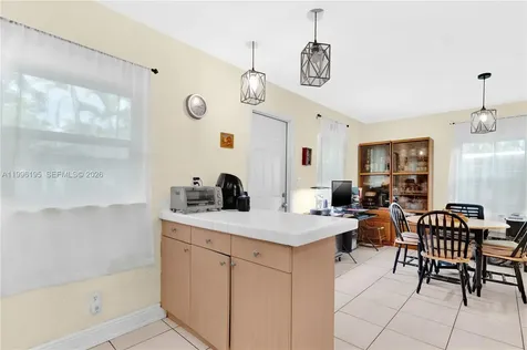 6133 SW 62nd Terrace South Miami FL 33143