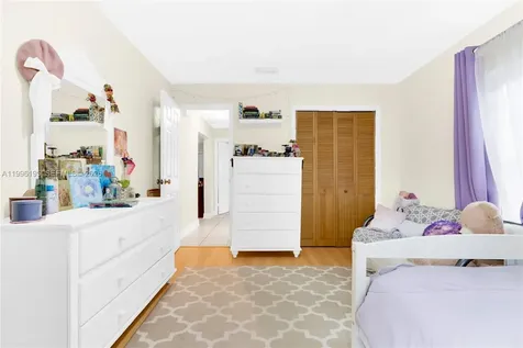 6133 SW 62nd Terrace South Miami FL 33143