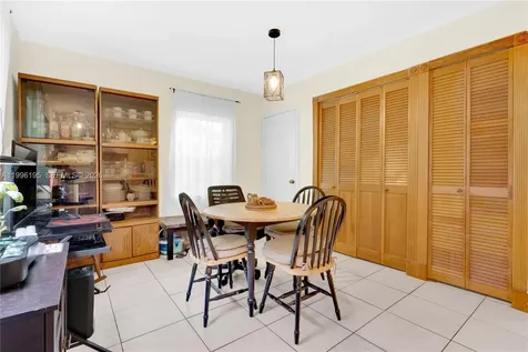 6133 SW 62nd Terrace South Miami FL 33143