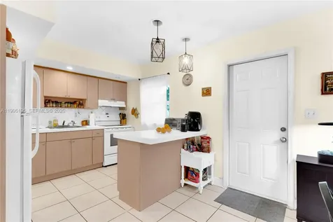 6133 SW 62nd Terrace South Miami FL 33143