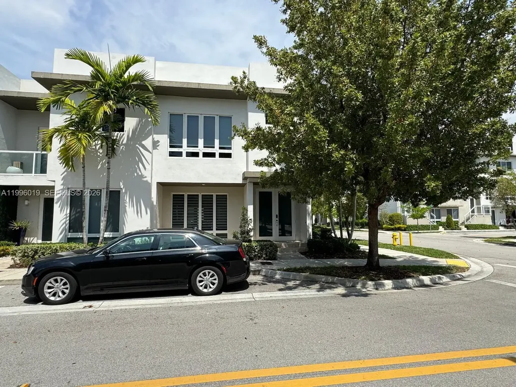 10361 NW 64th Terrace Doral FL 33178