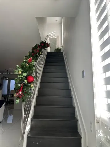 10361 NW 64th Terrace Doral FL 33178