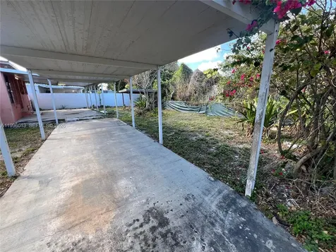 341 Aladdin Street Opa-Locka FL 33054