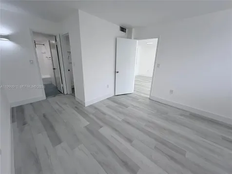 2980 Point East Drive Aventura FL 33160