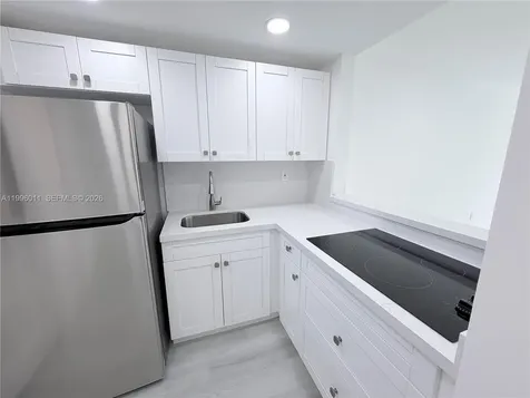 2980 Point East Drive Aventura FL 33160