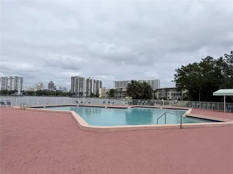 2980 Point East Drive Aventura FL 33160