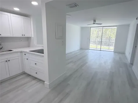 2980 Point East Drive Aventura FL 33160
