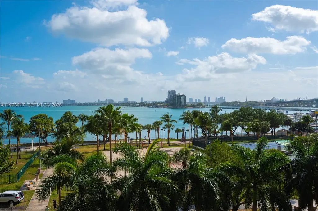 488 NE 18th Street Miami FL 33132