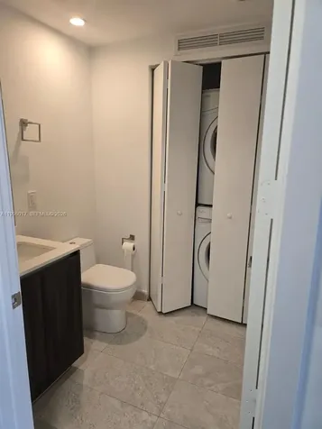 488 NE 18th Street Miami FL 33132