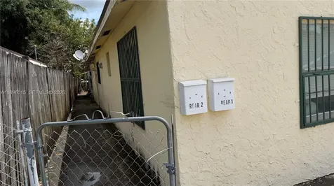 6345 N Miami Avenue Miami FL 33150