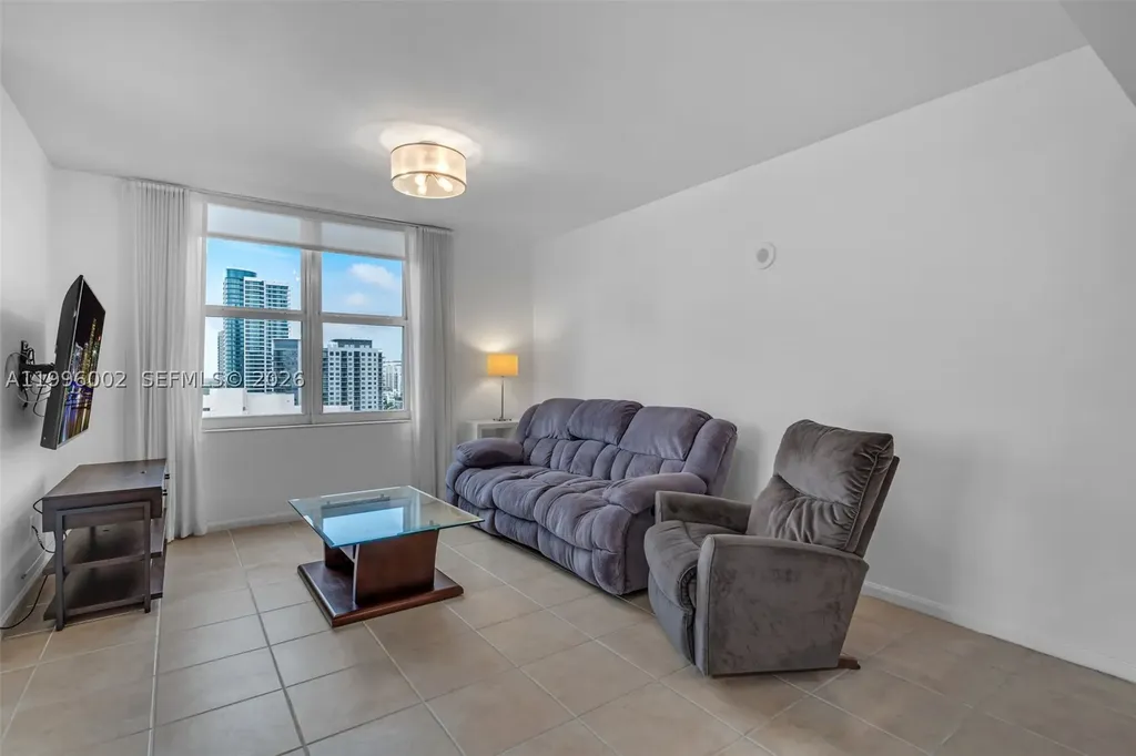 511 SE 5th Avenue Fort Lauderdale FL 33301