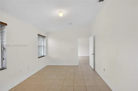 Miami FL 33186