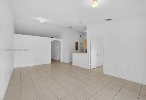 Miami FL 33186