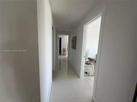 2960 NE 207th Street Aventura FL 33180