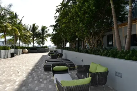 2960 NE 207th Street Aventura FL 33180