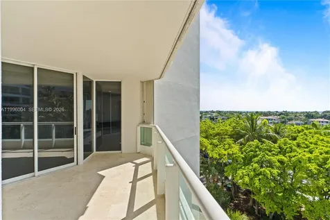 21150 Point Place Aventura FL 33180