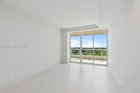 21150 Point Place Aventura FL 33180