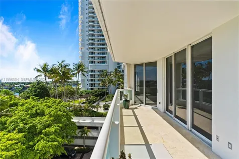 21150 Point Place Aventura FL 33180